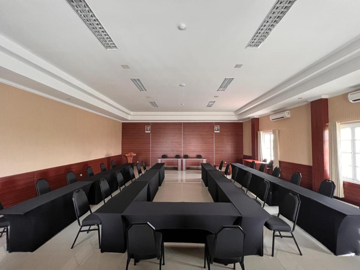 Le Semar Hotel Karawaci Dahung Exterior photo